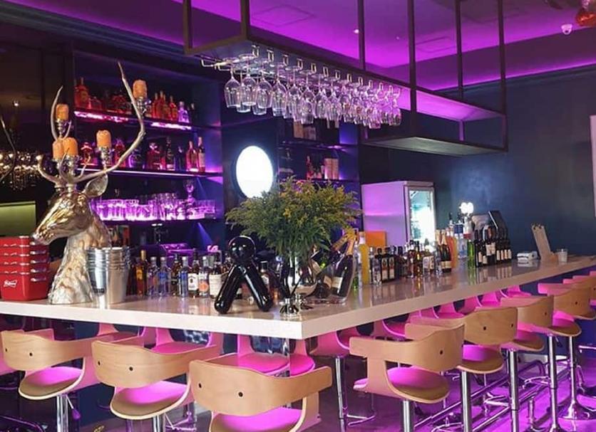 Bar Photo