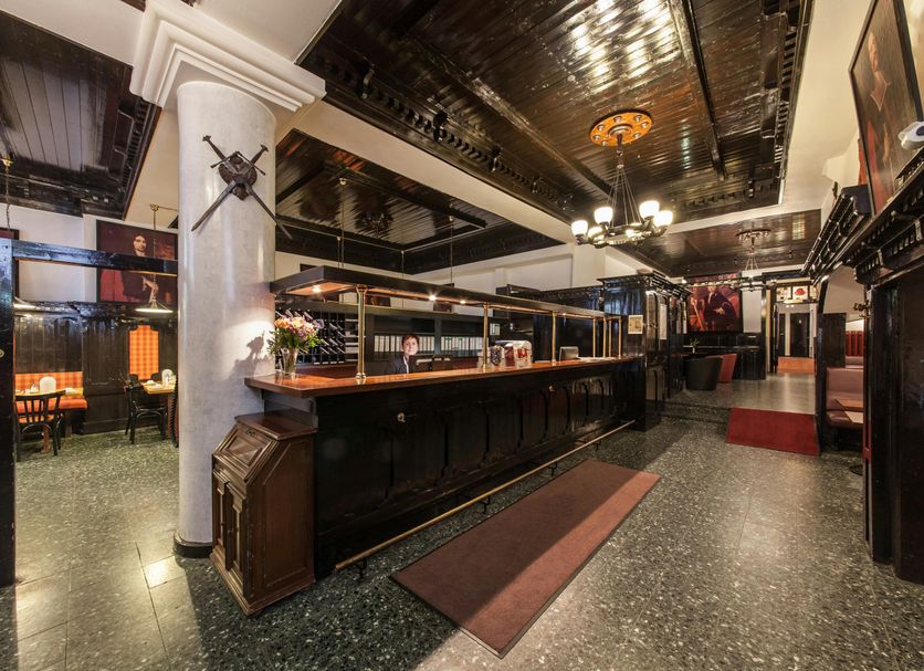 Bar Photo