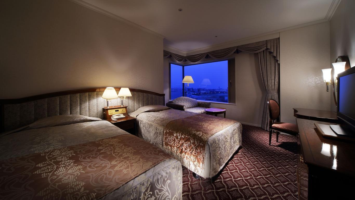 Hotel Springs Makuhari Premier