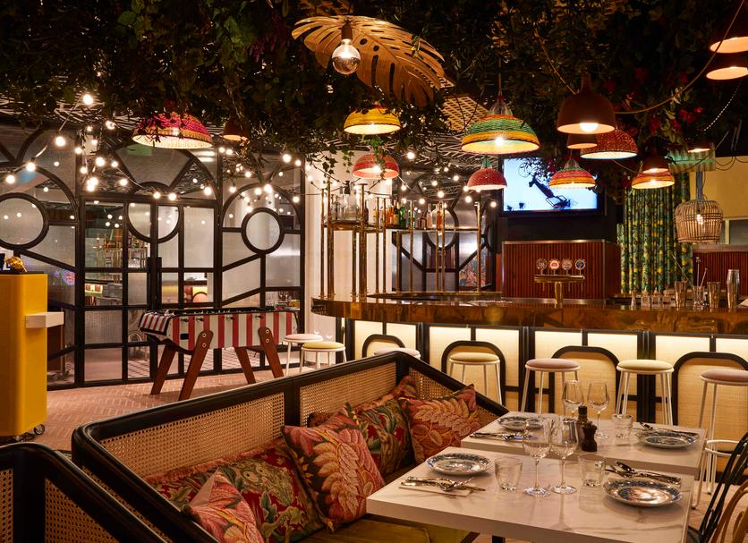Restaurant Photo