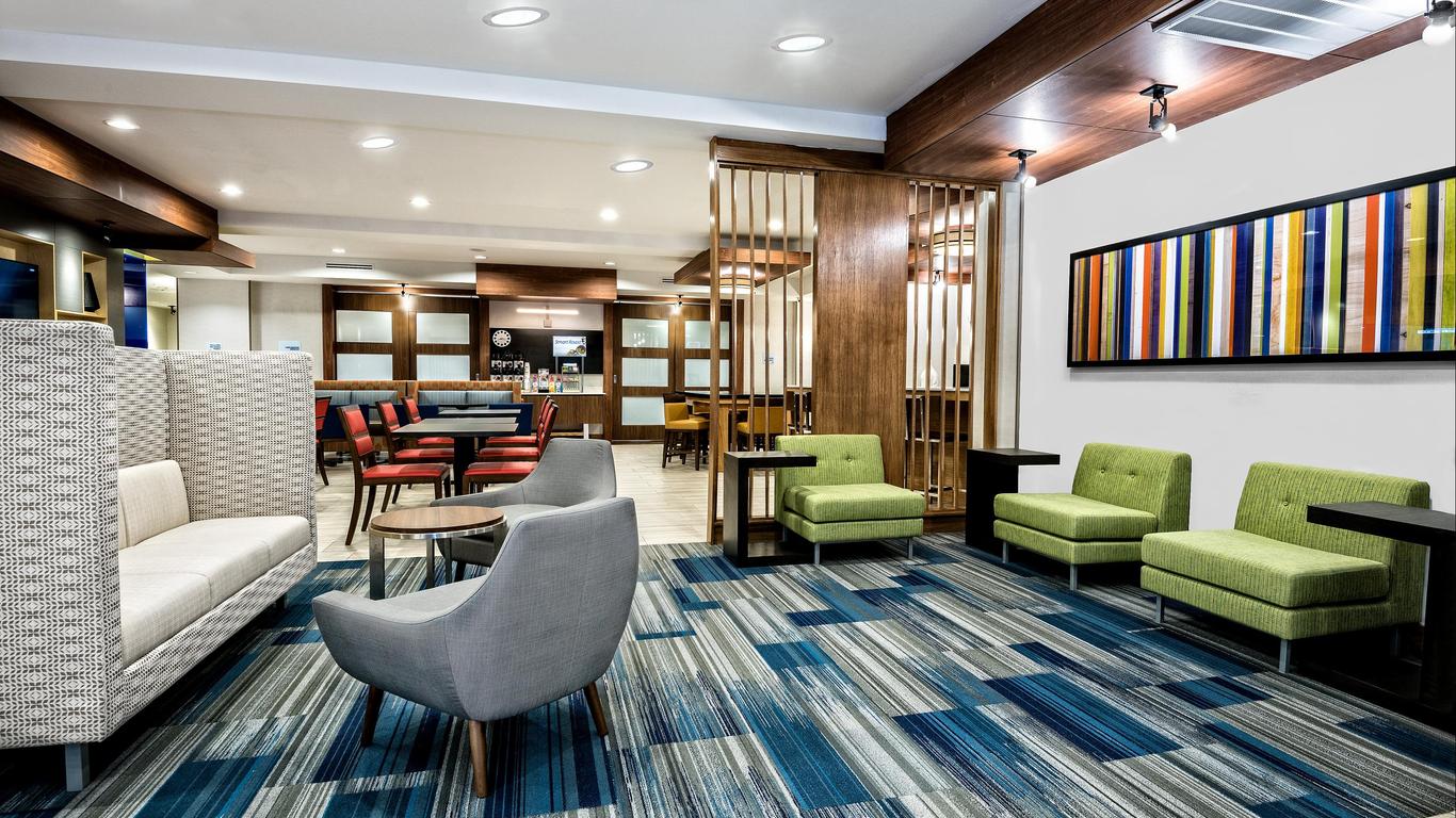 Holiday Inn Express & Suites Round Rock - Austin N