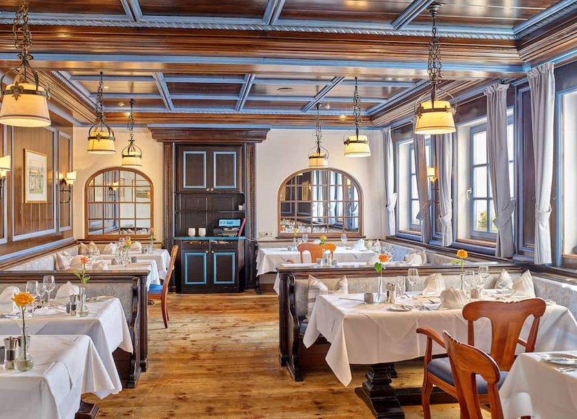 Restaurant Photo