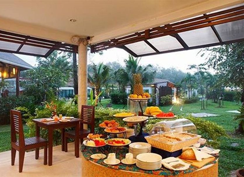 Buffet Photo