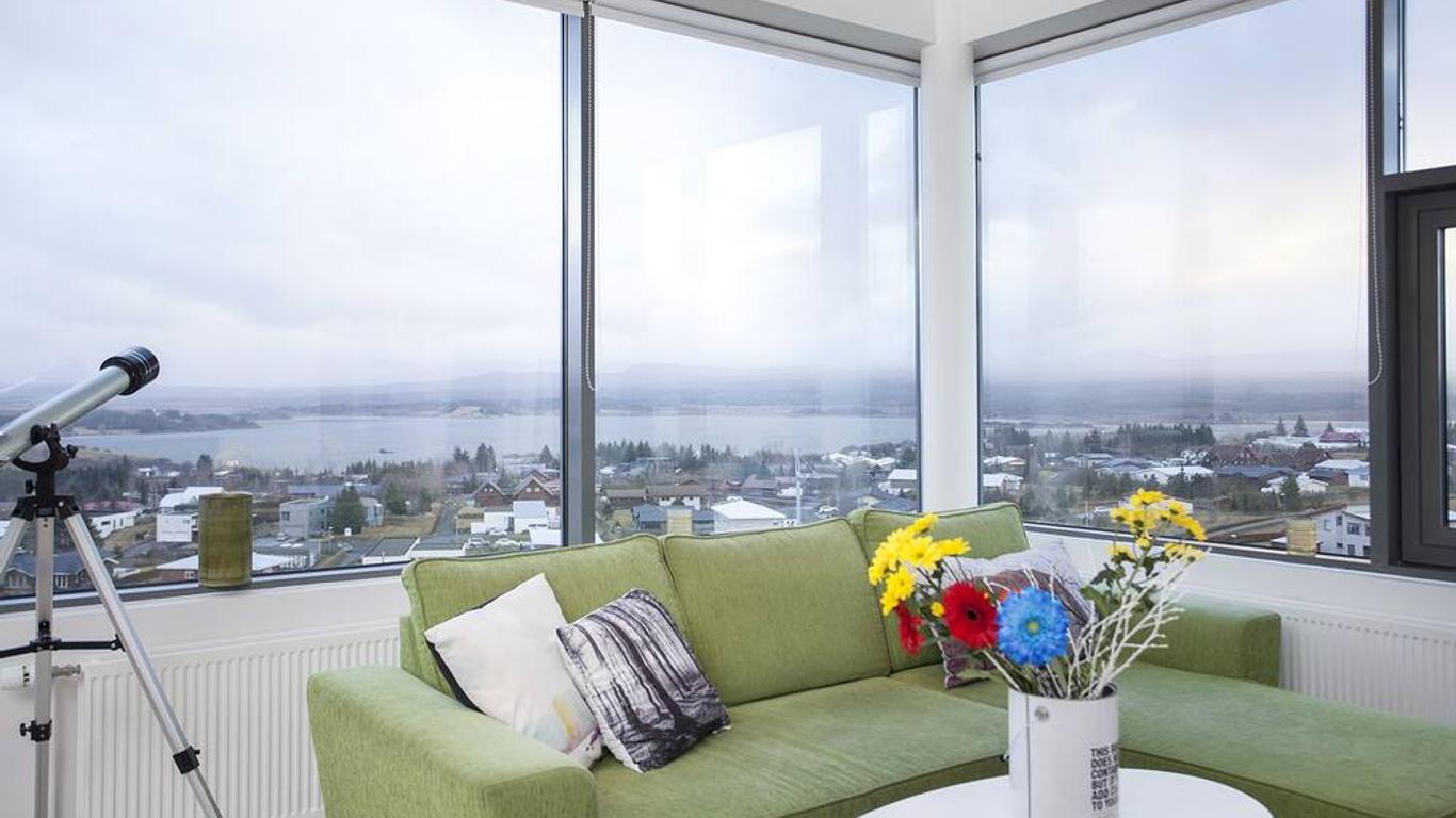 Blue Mountain Apartments by Heimaleiga