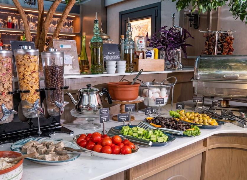 Buffet Photo