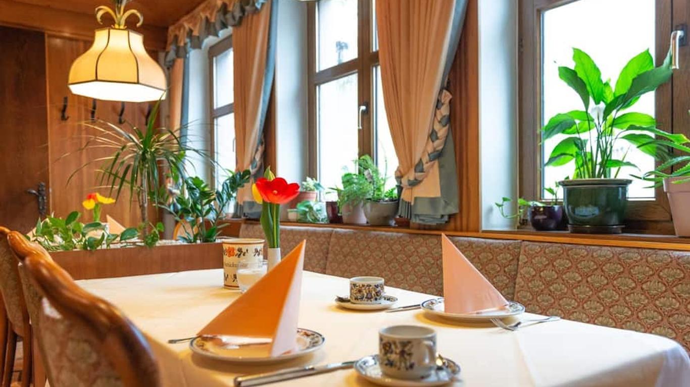 Hotel-Garni Goldener Schwan