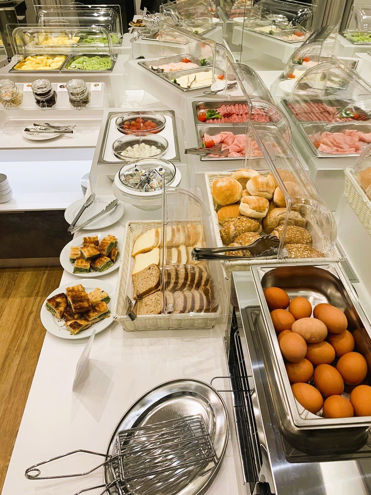 Buffet Photo