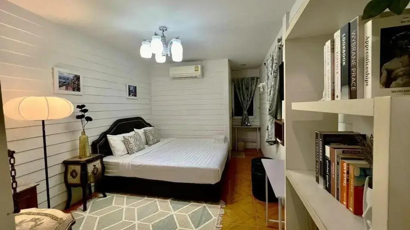 Ban Thungdang Housetel Bangkok