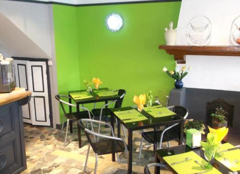 Dining room Photo