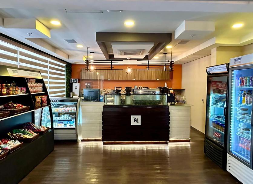 Shop Photo