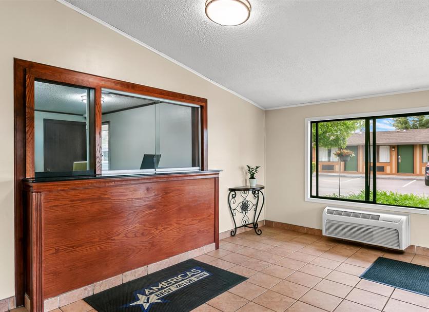 Front desk Photo