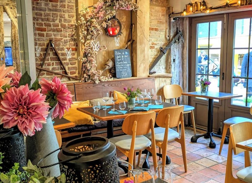 Restaurant Photo