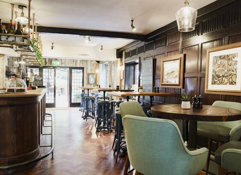 Restaurant Photo