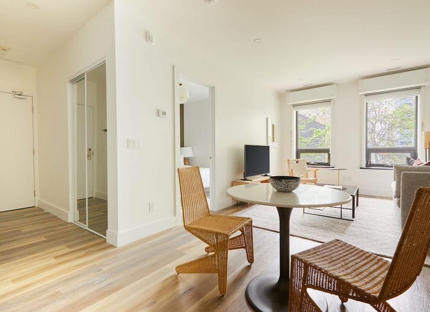Dining room Photo