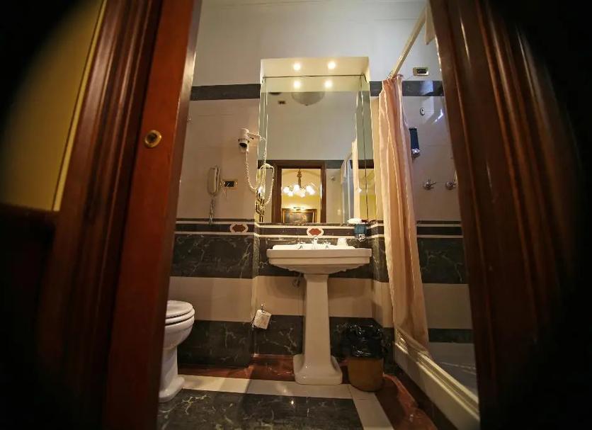 Bathroom Photo
