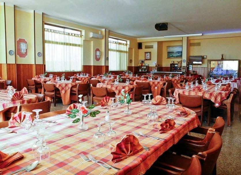 Banquet hall Photo