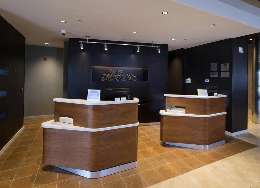 Front desk Photo