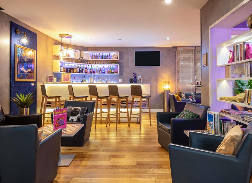 Lounge Photo