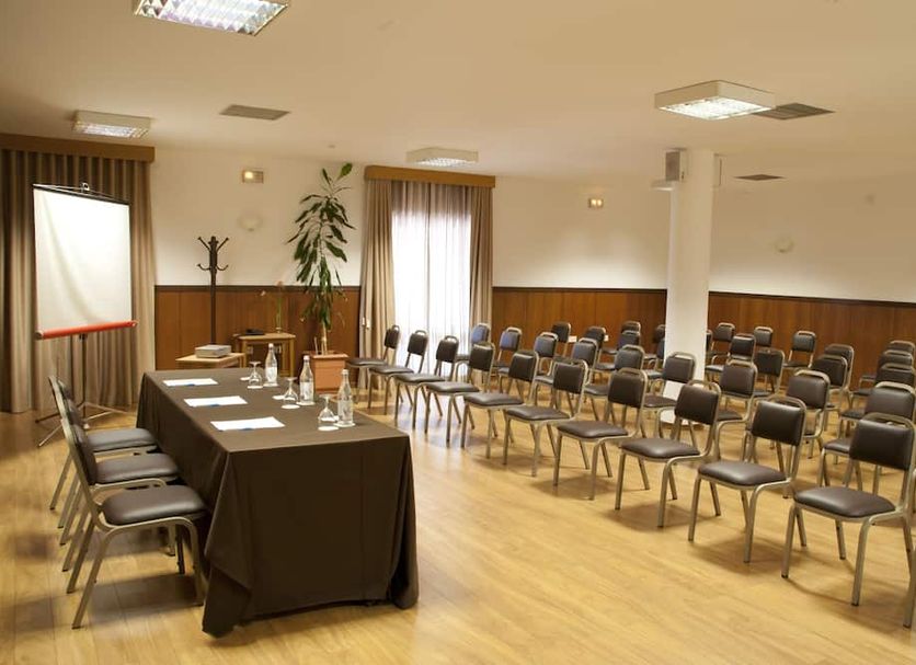 Conference room Photo