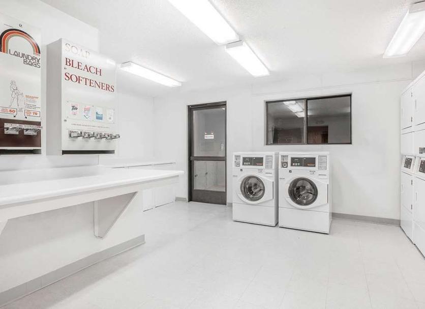 Laundry facility Photo