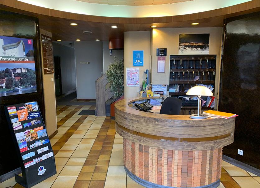 Front desk Photo