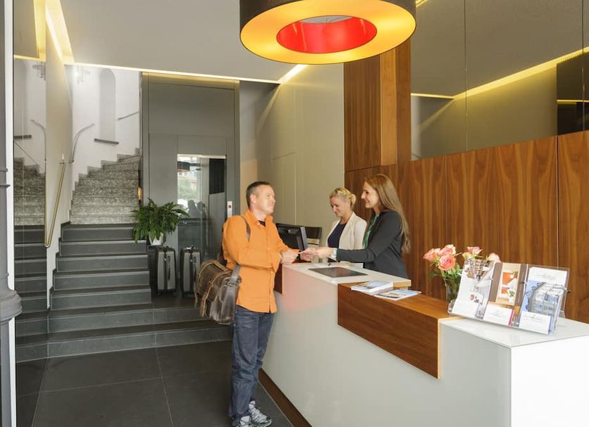 Front desk Photo