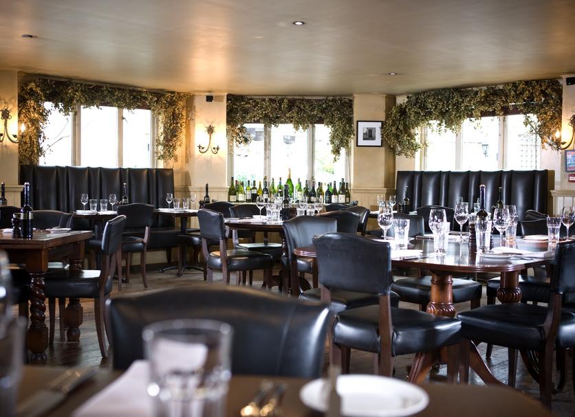 Restaurant Photo