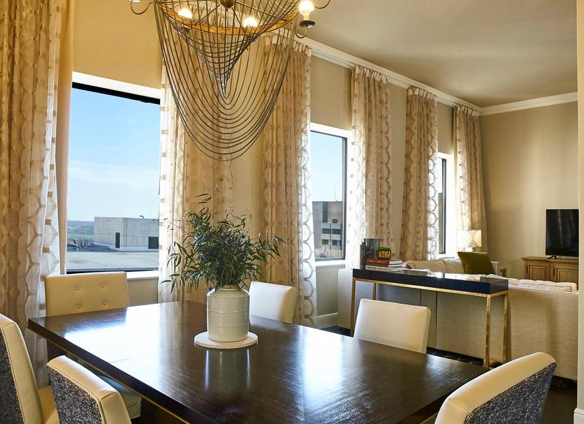 Dining room Photo