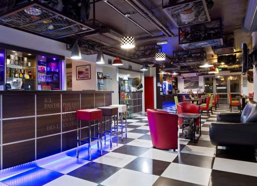 Bar Photo