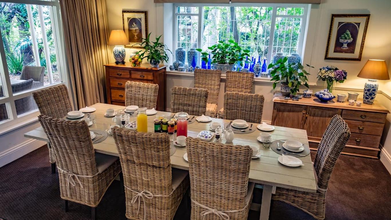 Melrose Place Boutique Hotel