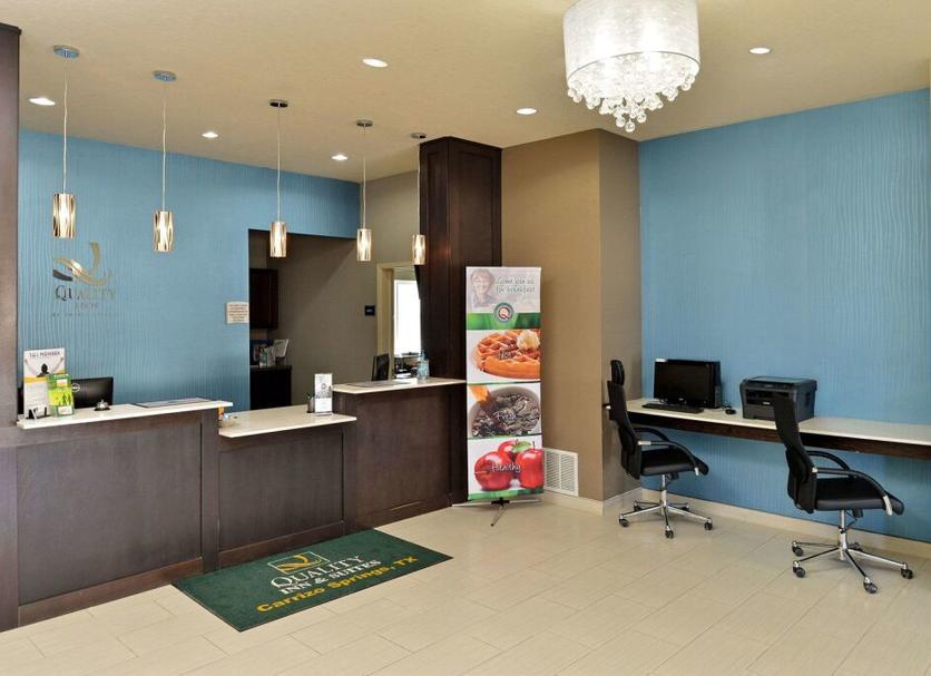 Front desk Photo
