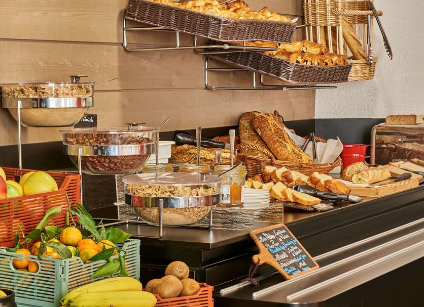 Buffet Photo