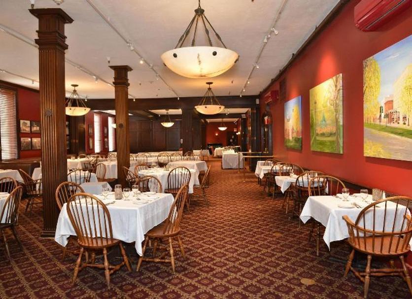Restaurant Photo