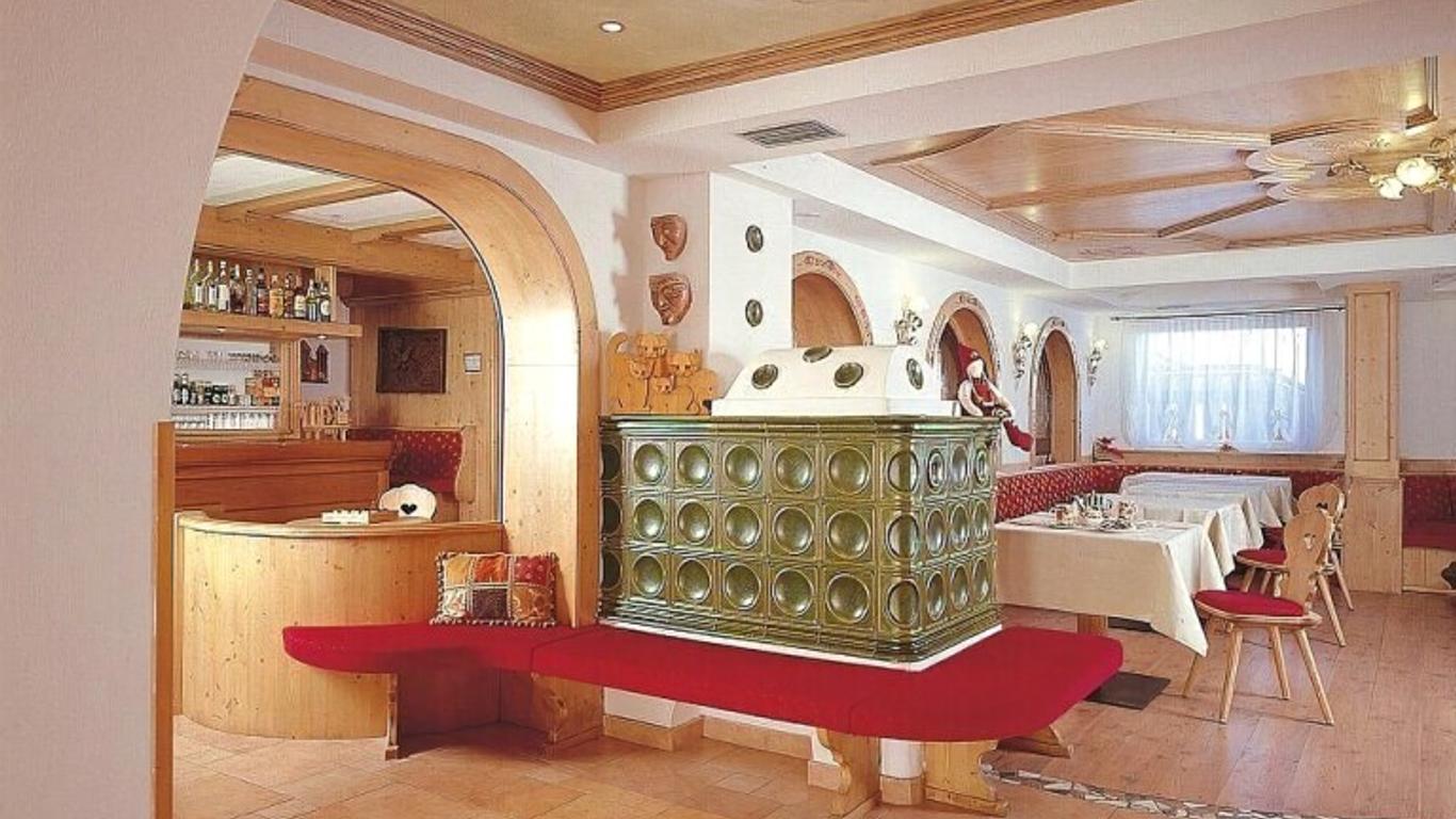 Hotel Zirmes