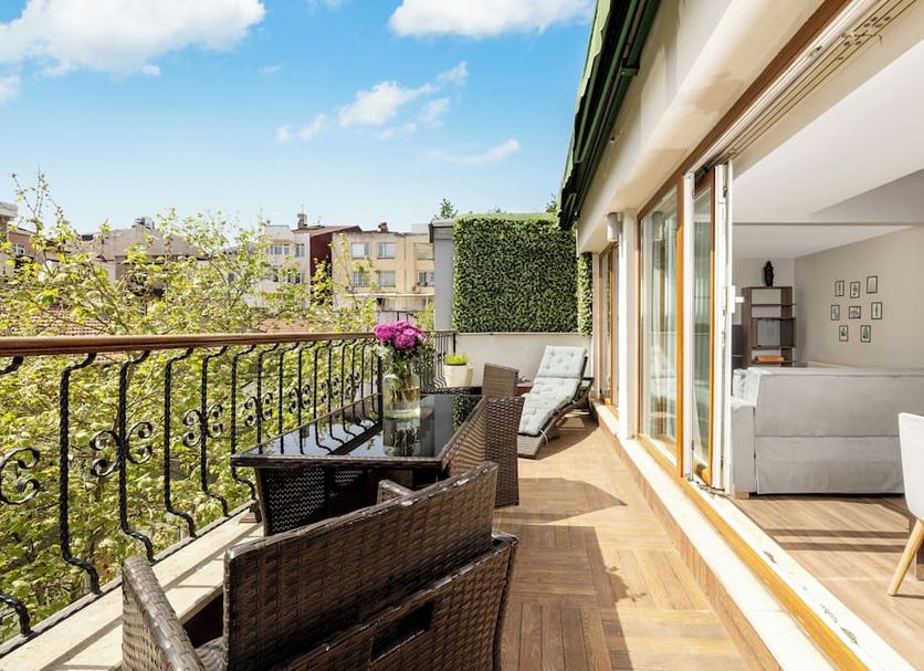 Balcony Photo