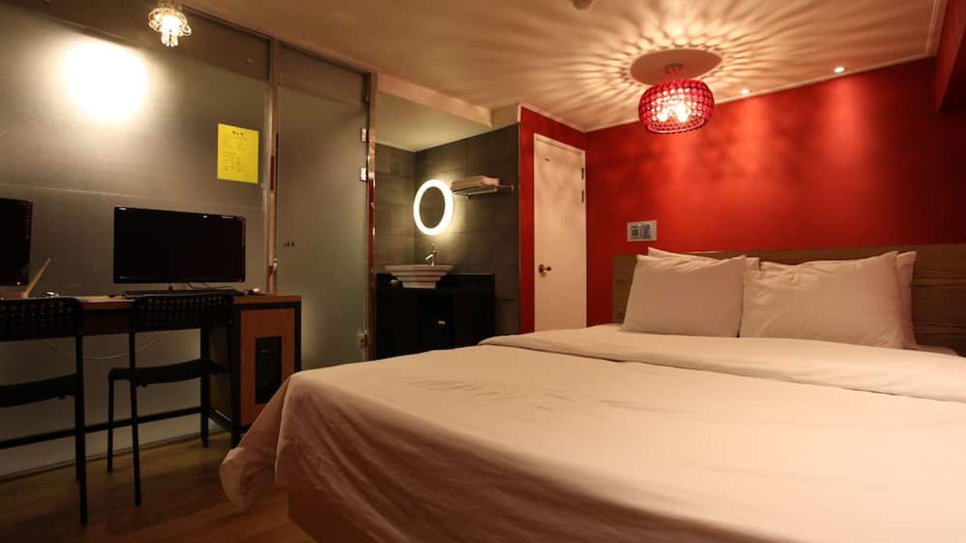 Zip Hotel