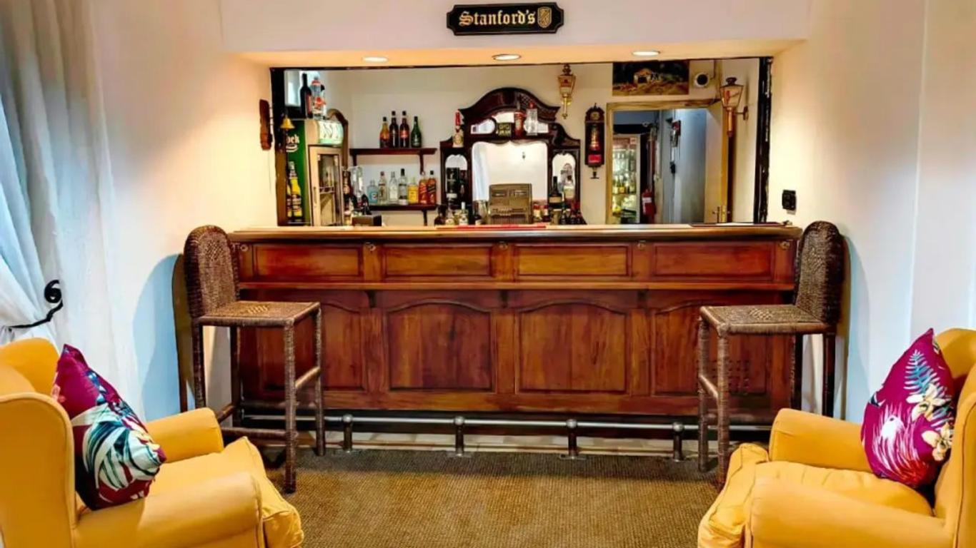 Albertinia Hotel