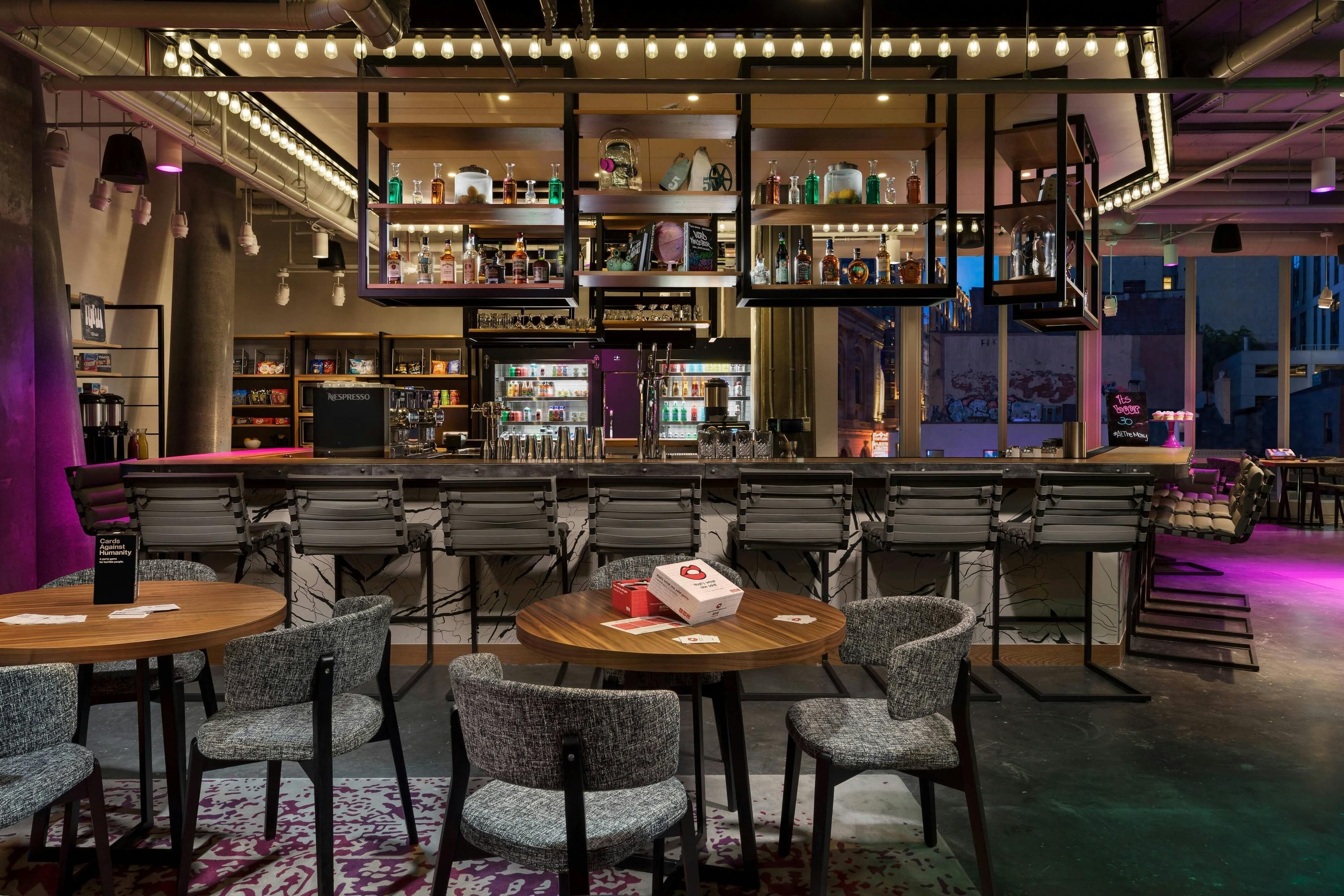 Bar