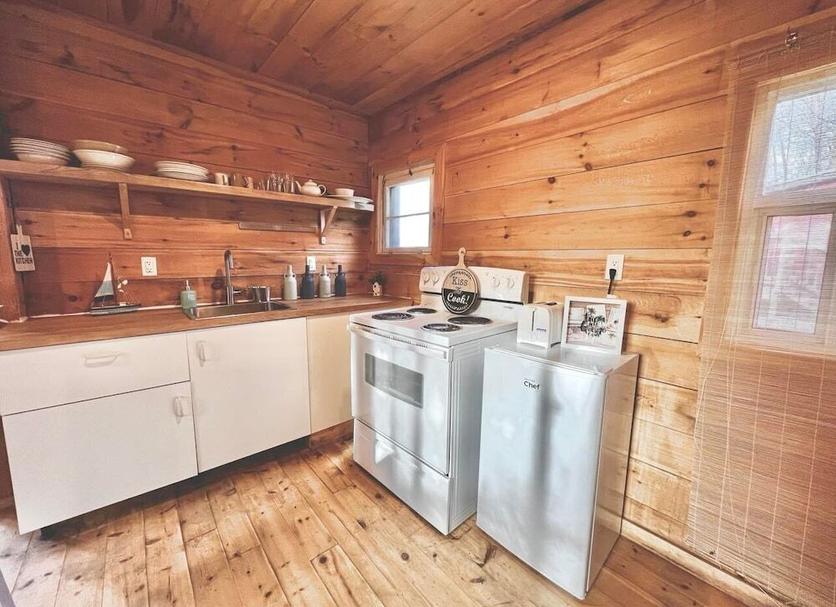 Kitchen Photo