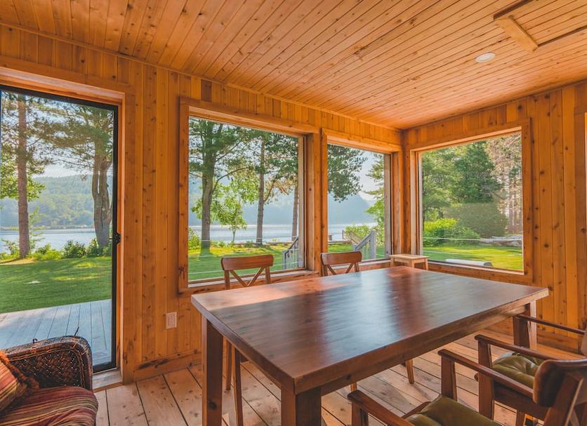 Dining room Photo