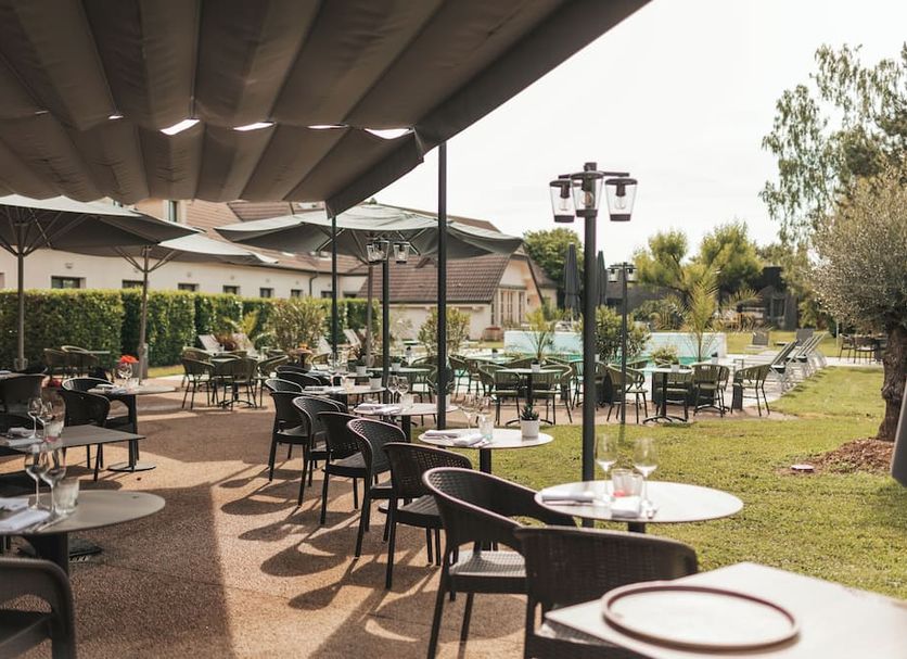 Restaurant Photo