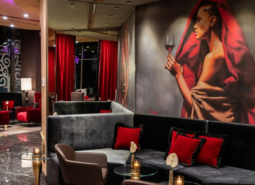 Lounge Photo