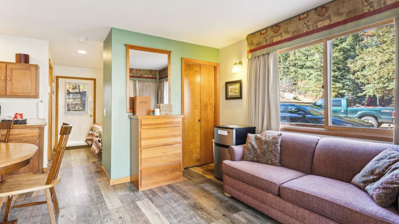 Ponderosa Lodge