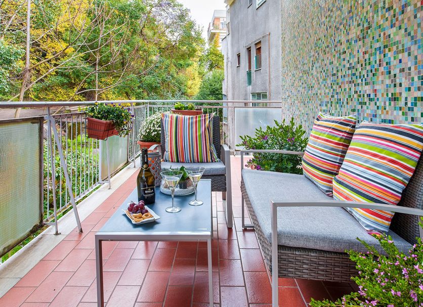 Balcony Photo