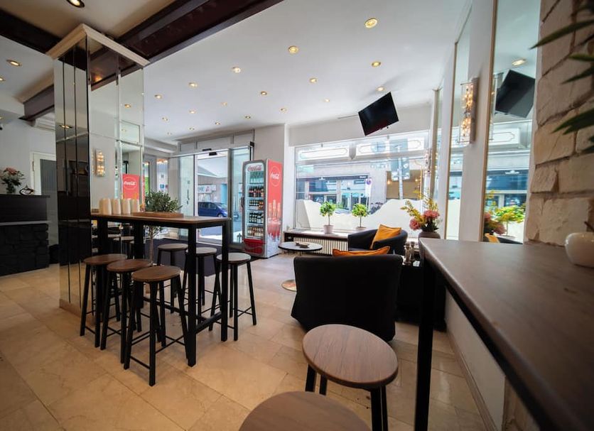 Bar Photo