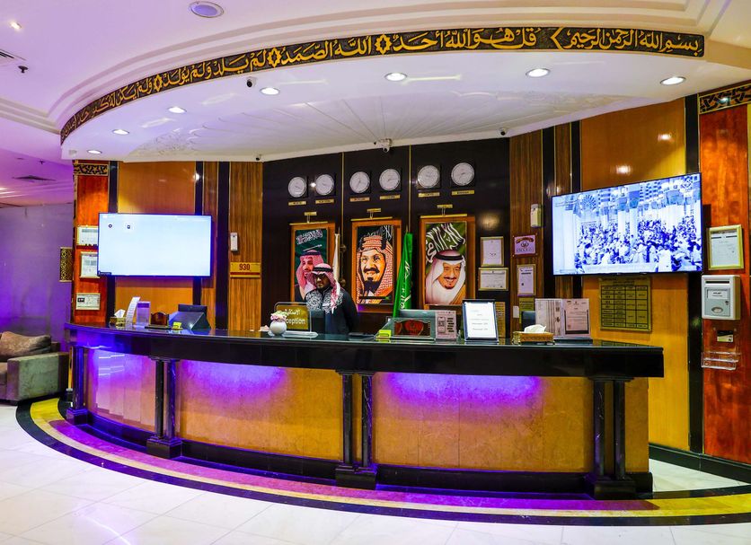 Front desk Photo