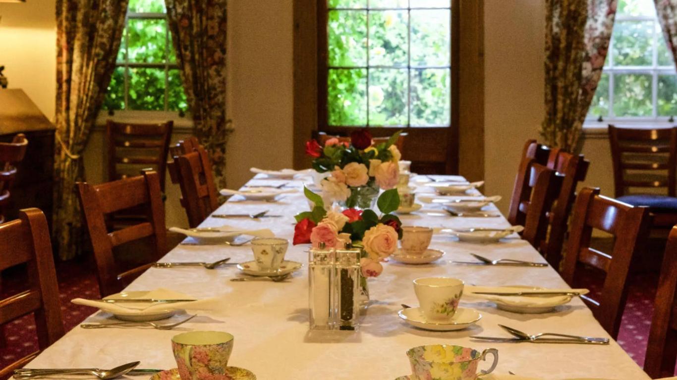 The Racecourse Inn