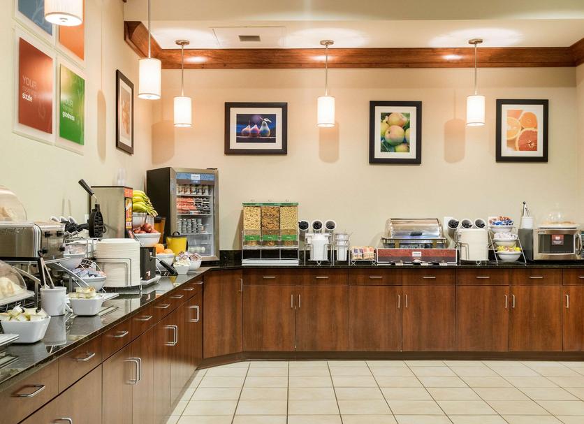 Buffet Photo