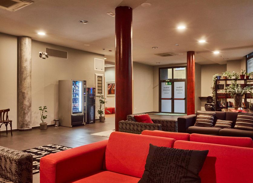 Lounge Photo