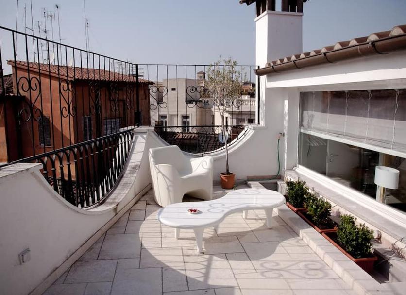 Balcony Photo
